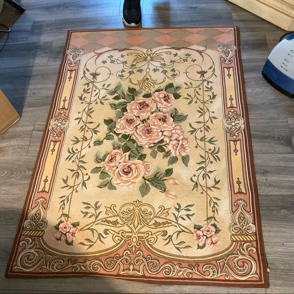 Venetian Roses Wall Hanging Tapestry 38x56” made in USA - Picture 1 of 11